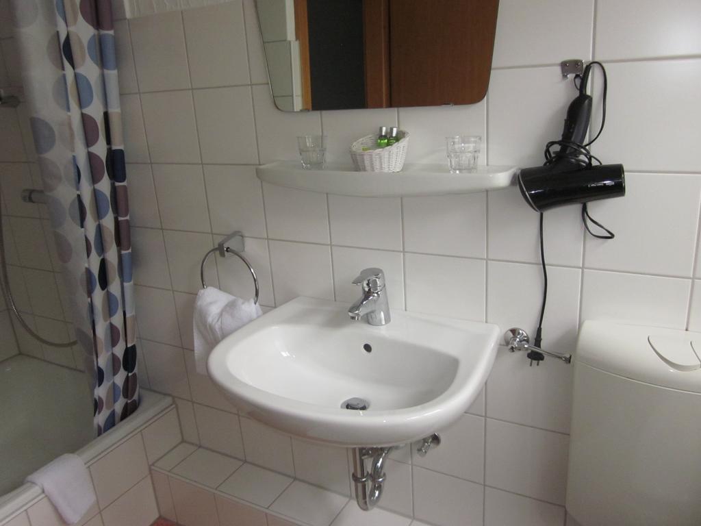 Schultenhof Balve Habitación foto